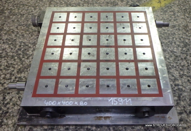 Elektrický magnet 400x400x80 (15911 (1).JPG)